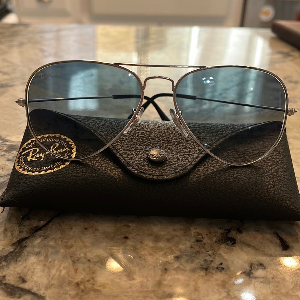 Aviator Ray-Ban sunglasses